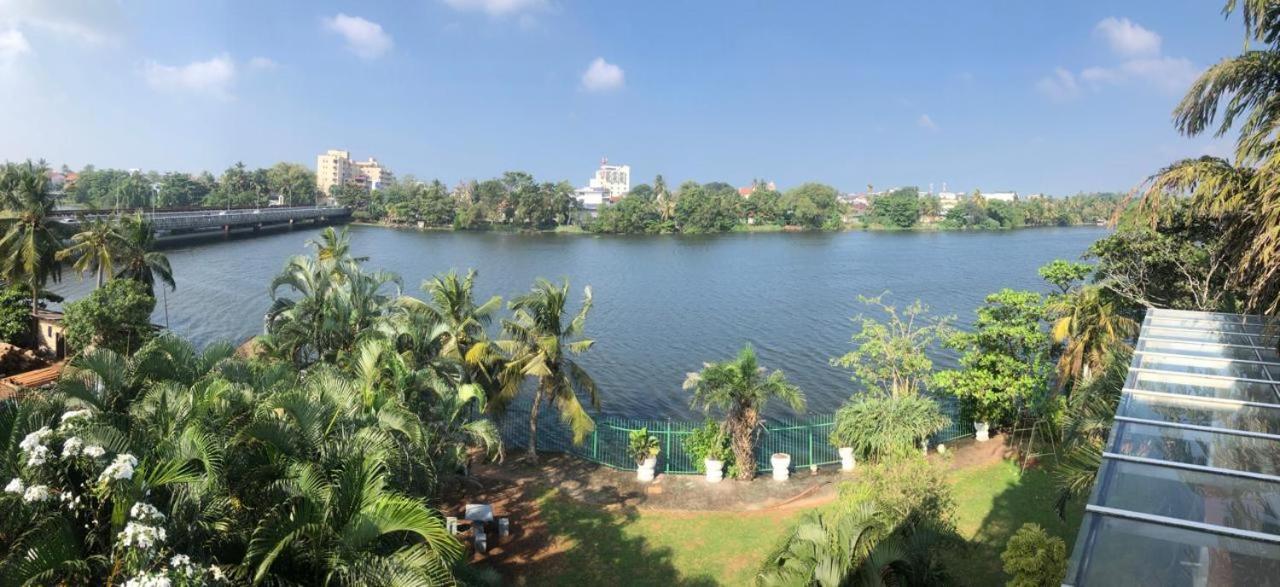 Amani Lake Resort Panadura Esterno foto